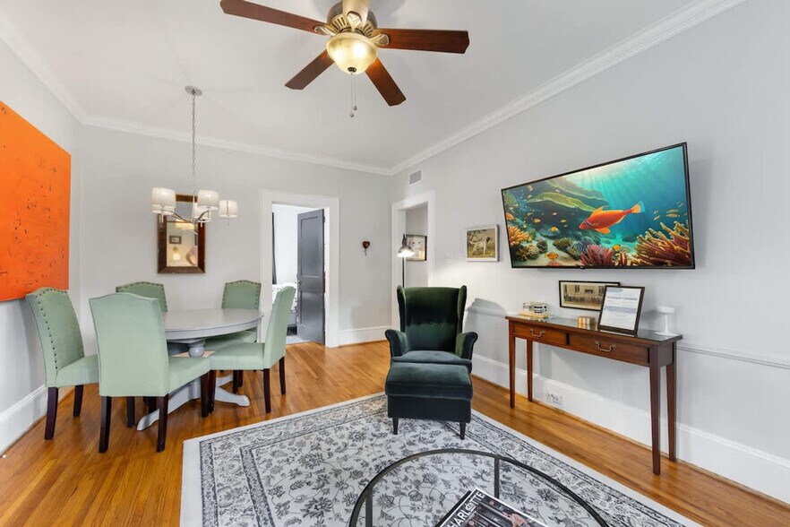 Building Photo - 800 Magnolia Ave