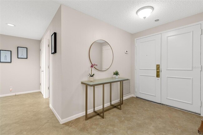 Building Photo - 150 Belleview Blvd