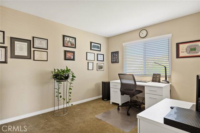 Building Photo - 1521 Fairway Oaks Ave