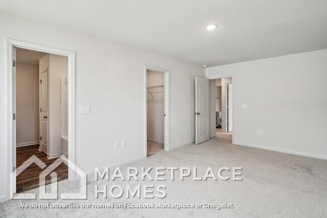 Building Photo - 3504 Marksbury Dr