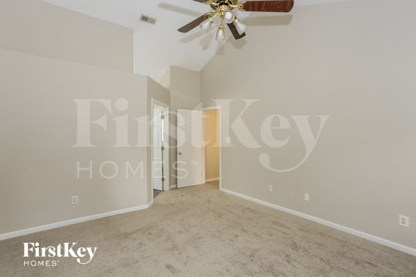 Building Photo - 4520 Candalon Way