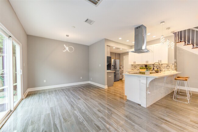 Building Photo - 15137 Kimberley Ct