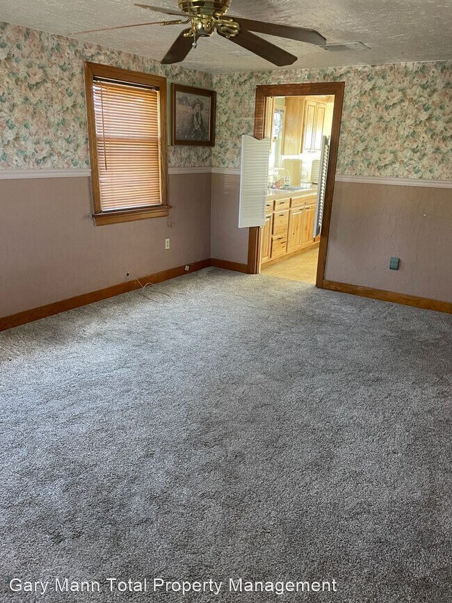 Building Photo - 4 br, 2 bath House - 50 Fir ST S