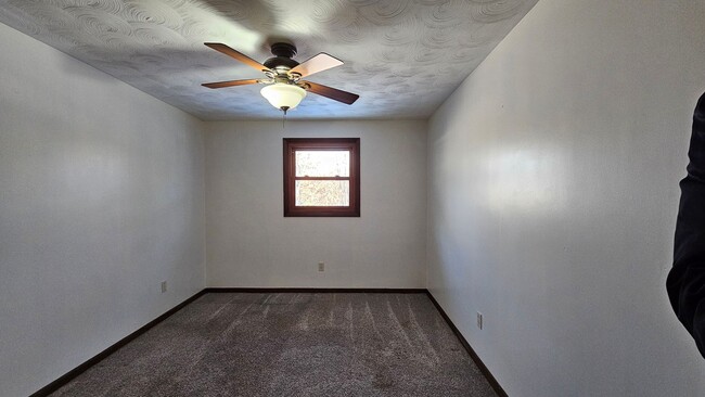 Building Photo - 3306-3308 Shelley Dr