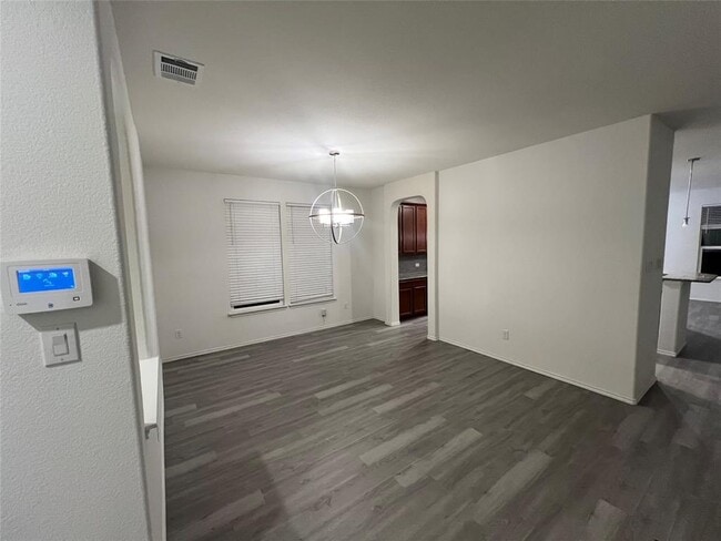 Building Photo - 112 W Point Way