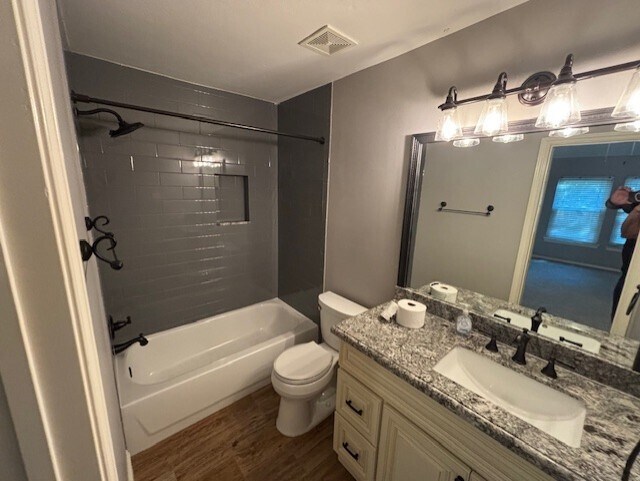 Building Photo - 2370 Calypso Ln