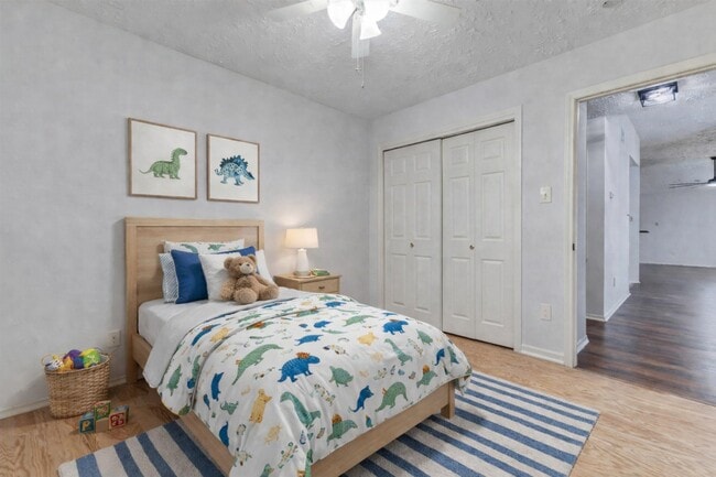 Building Photo - 3518 Pecan Point Dr