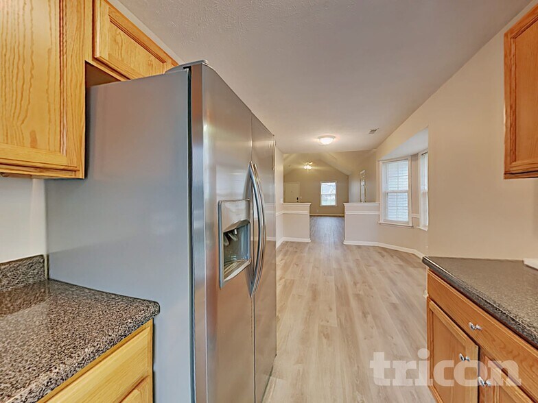 Building Photo - 2829 Elijah Dr