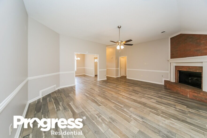 Building Photo - 7640 Dexter Park Dr