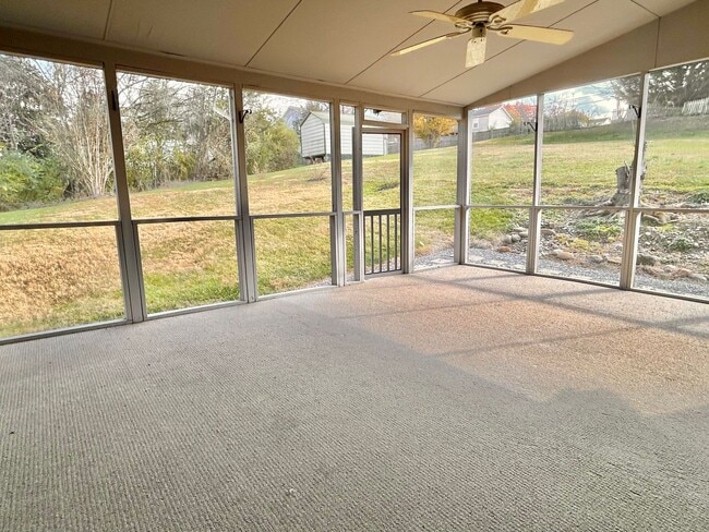 Building Photo - Beautiful 3 bedroom-plus bonus room-2 bath for rent!