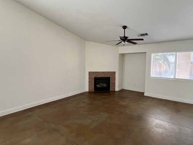 Building Photo - 5605 Scatena Isle Dr