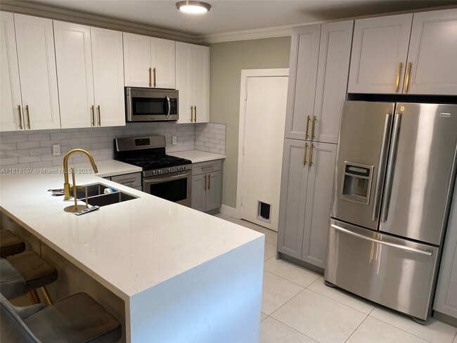 Building Photo - 10931 Jewel Box Ln