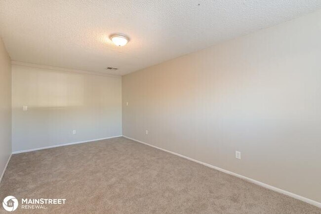 Building Photo - 4302 N 73rd Ave, Phoenix, AZ 85033