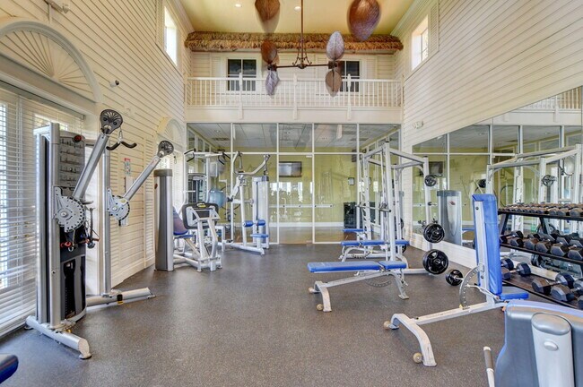 Building Photo - 135 Yacht Club Way