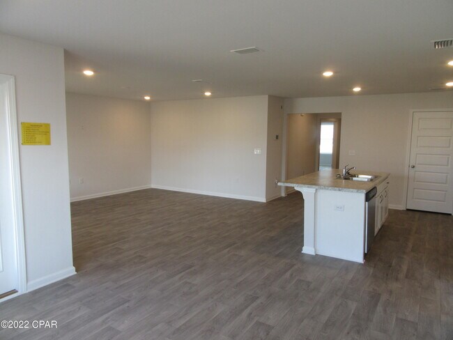 Building Photo - 4015 Pioneer Ln.