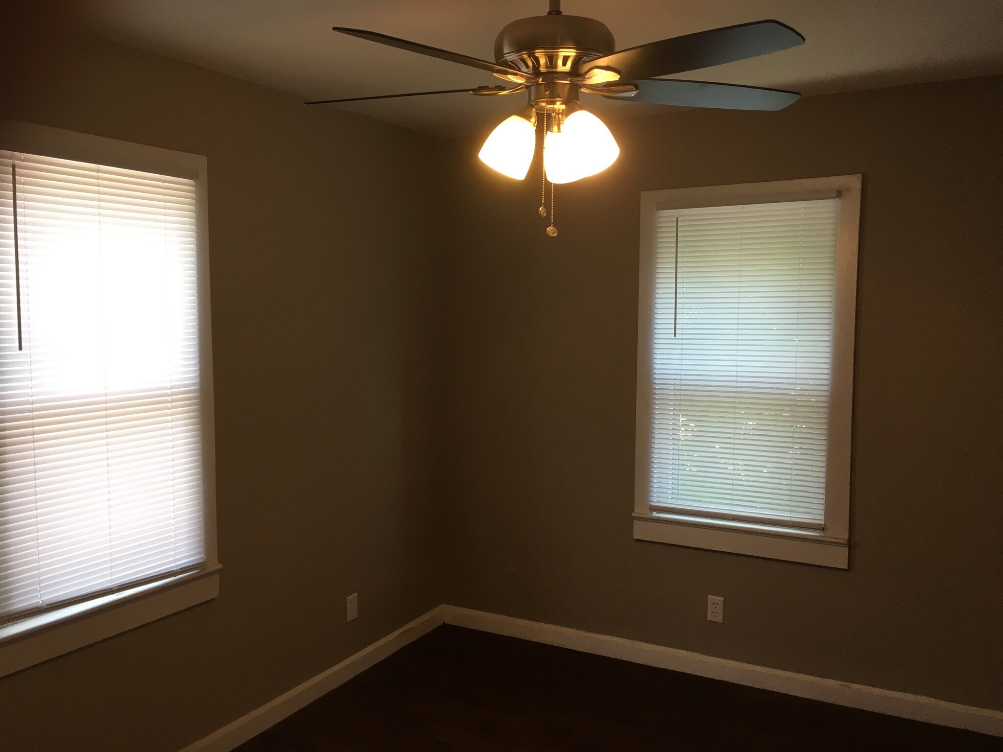 Building Photo - 23 1st Ave