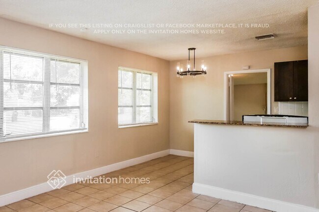 Building Photo - 6020 NW 43rd Ave