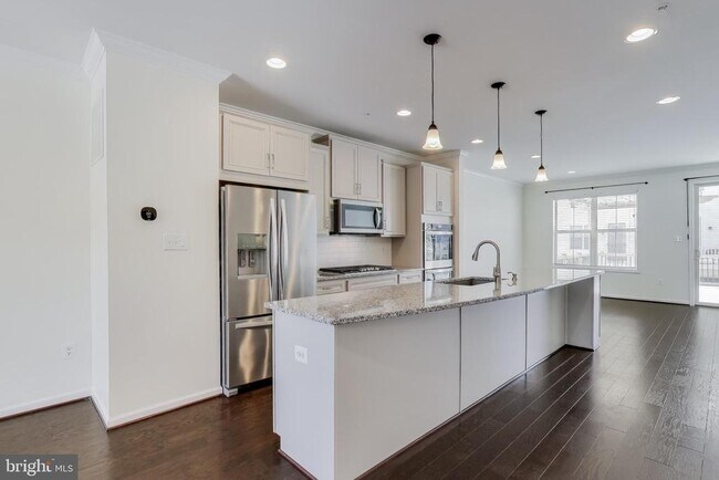 Building Photo - 22036 Plover St