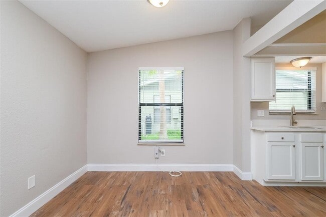 Building Photo - 12217 Hidden Brook Dr