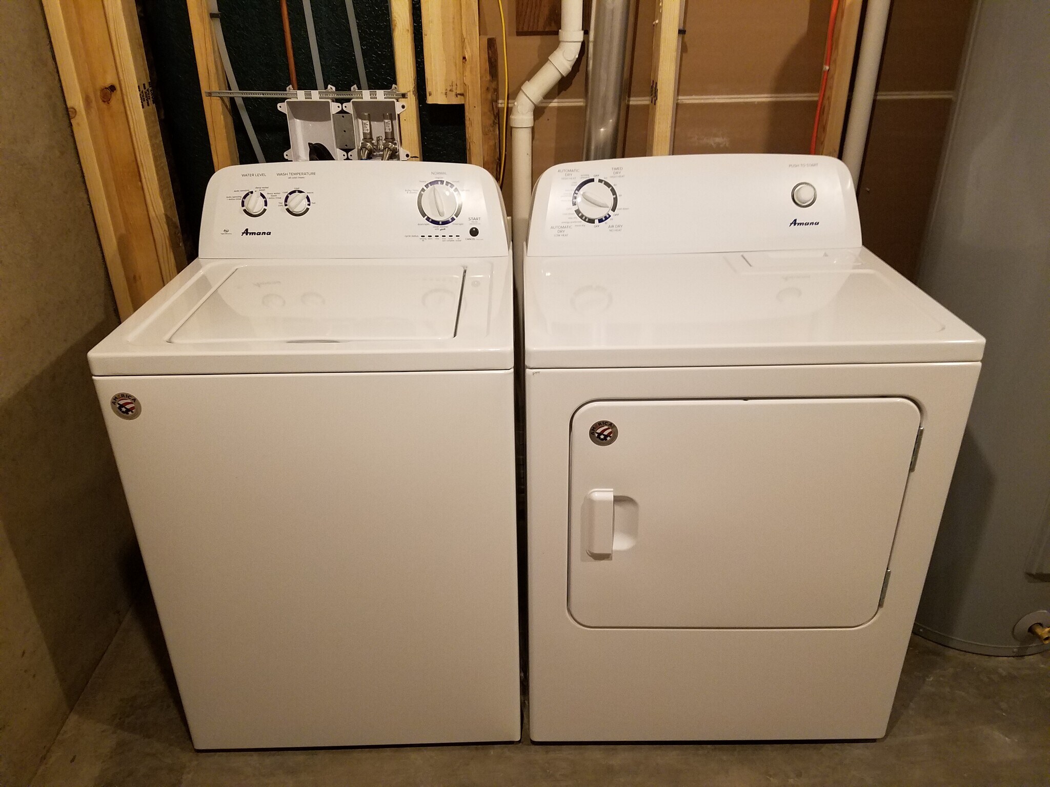 Laundry Machines - 1500 E Clairemont Ave