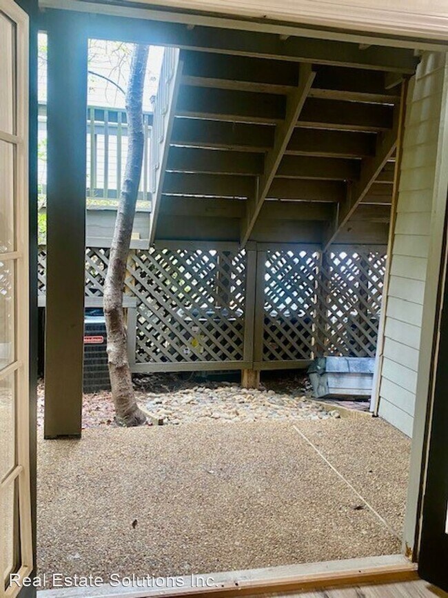 Building Photo - 1 br, 1 bath House - 1308 Roxbury Ct
