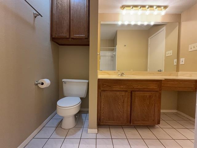 Building Photo - 5604 Ember Dr