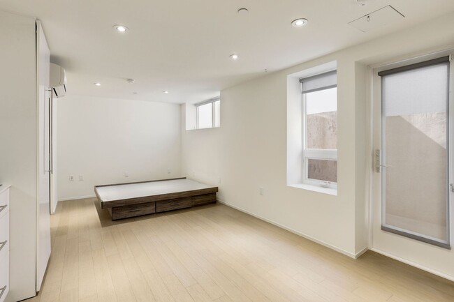 Building Photo - Available Now! Studio in Adams Morgan with...