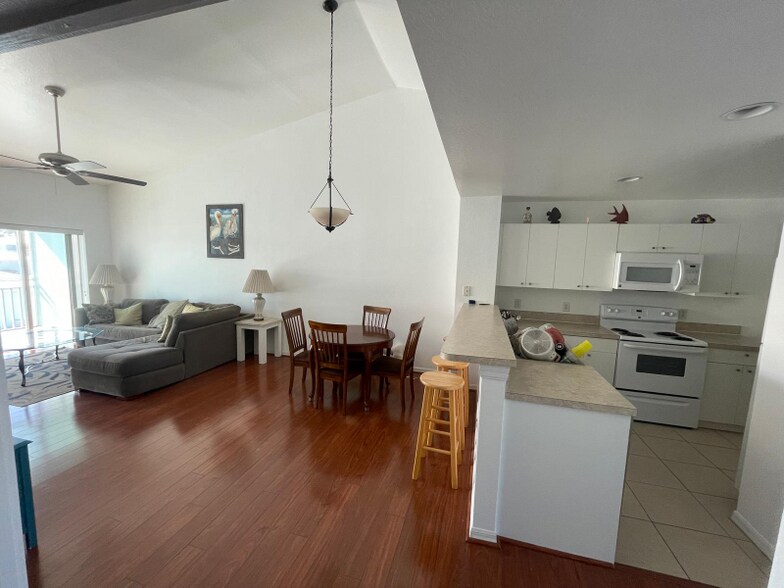 Building Photo - 5752 Sabal Trace Dr