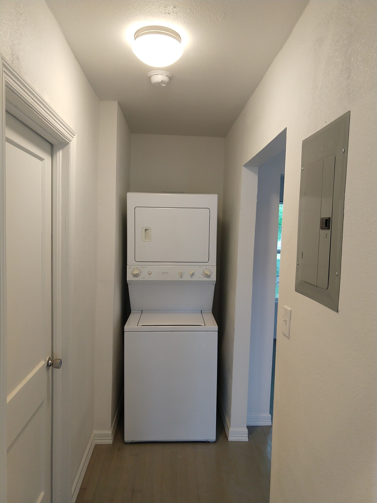 A washer and dryer means you don't have to bother with laundromats. - 2625 Cincinnati Ave