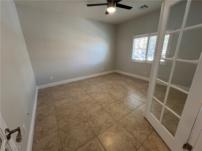 Building Photo - 9460 Glendora Valley St