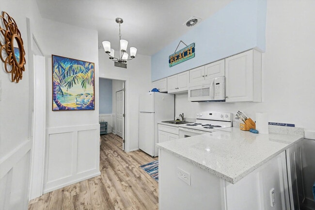 Building Photo - 711 E Gulf Blvd