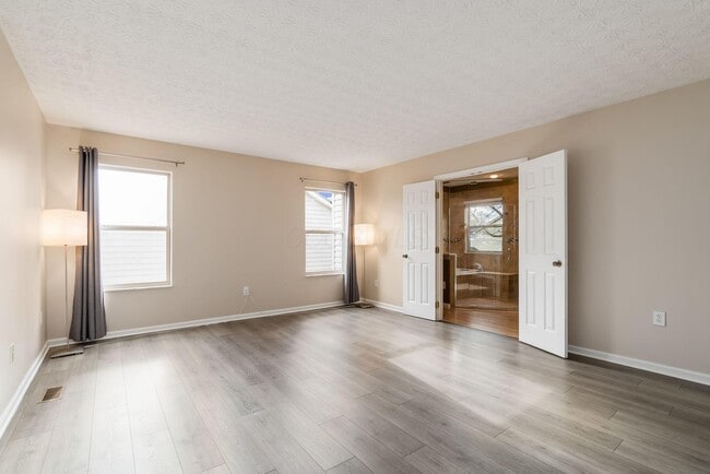 Building Photo - 7916 Bridge Crossing Ct