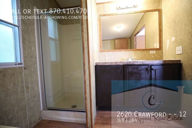 Building Photo - 2620 Crawford Dr