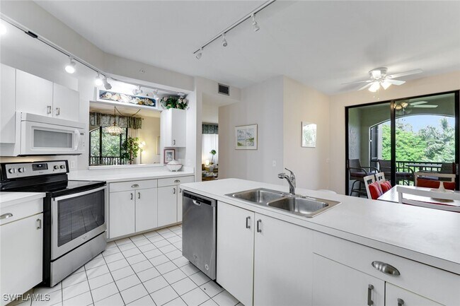 Building Photo - 6510 Valen Way