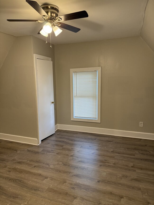 Building Photo - 2124 N 45th St