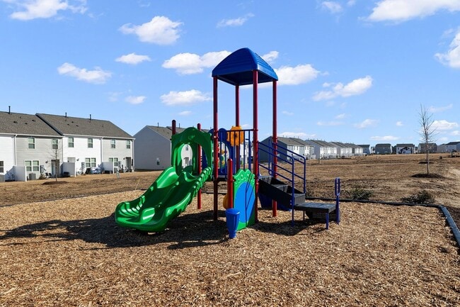 Building Photo - ***Brand New 3/2.5 Townhome in Wake Forest***