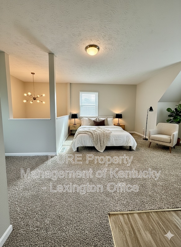 Building Photo - 564 Ohio St