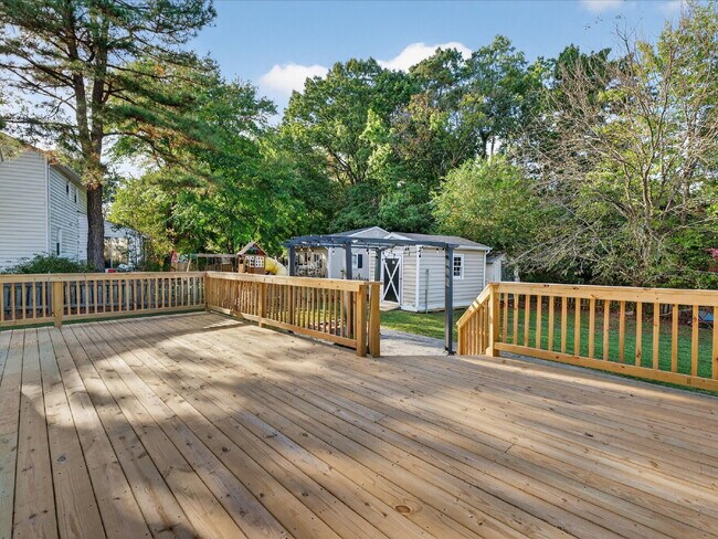 Building Photo - 3512 Castlebury Dr