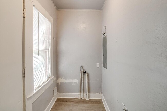 Building Photo - 2604 Bomar Ave
