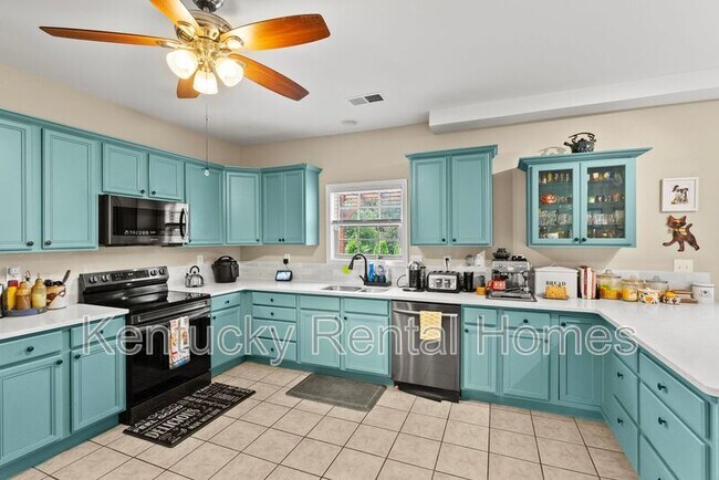 Building Photo - 4309 Saron Dr