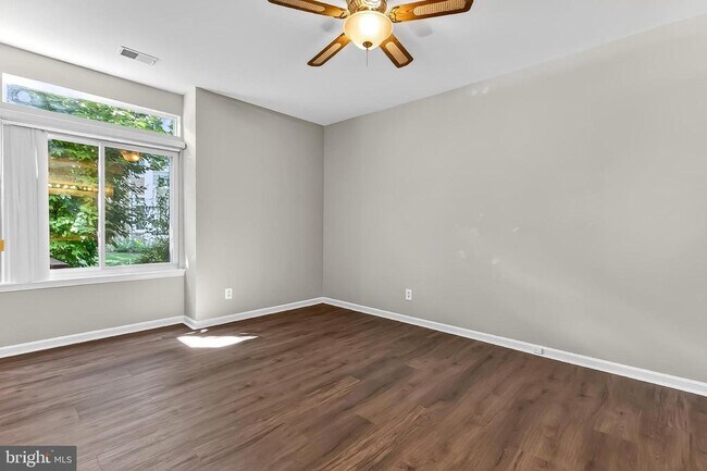 Building Photo - 12253 Fort Buffalo Cir