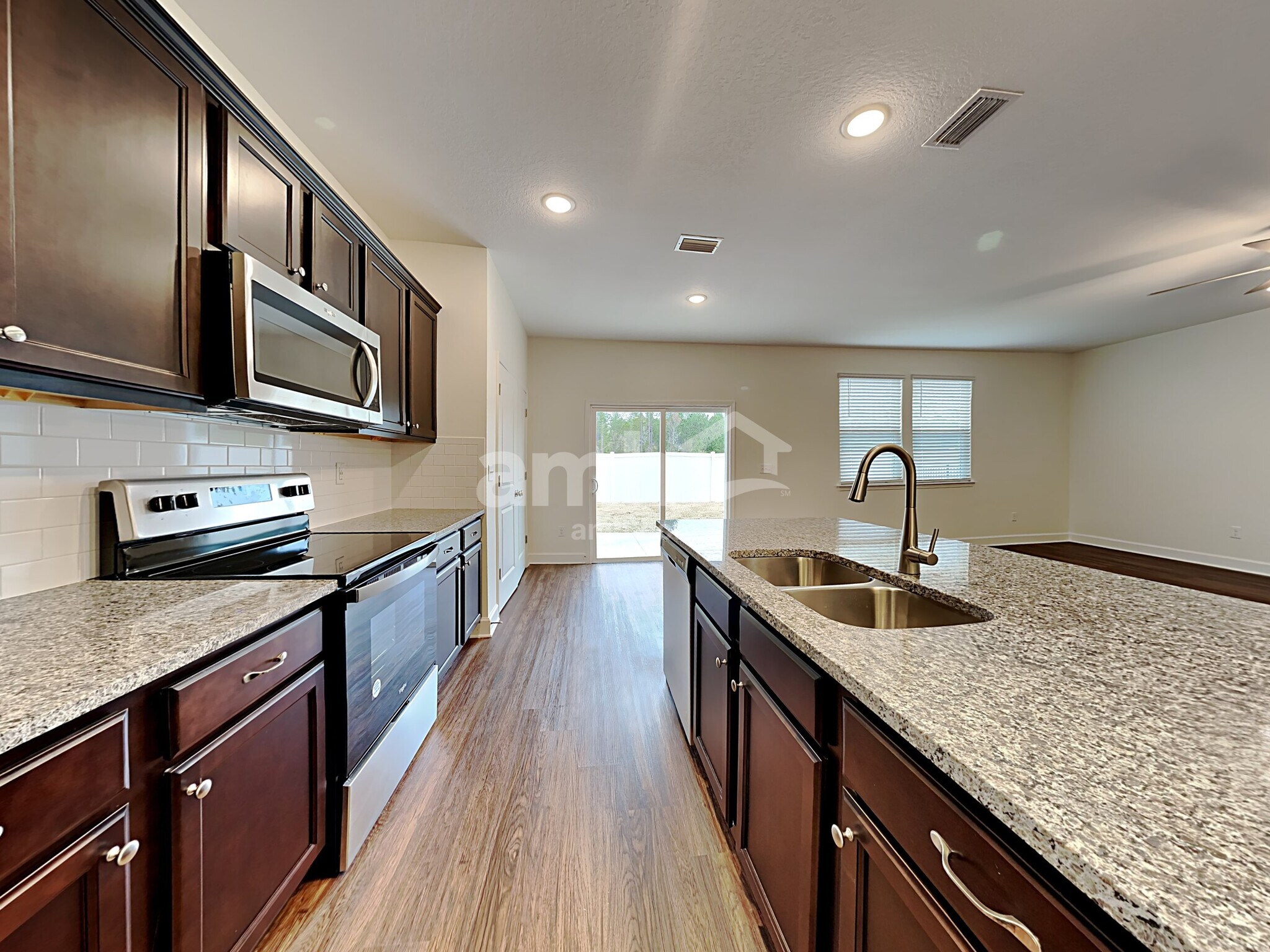 Building Photo - 5921 Hampton Creek Rd