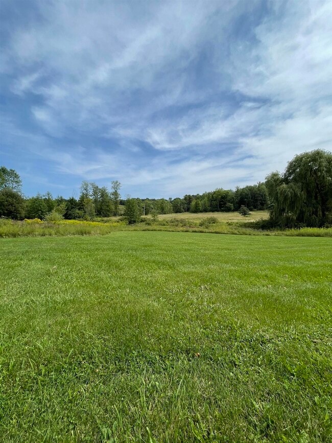 Building Photo - 988 Prindle Rd