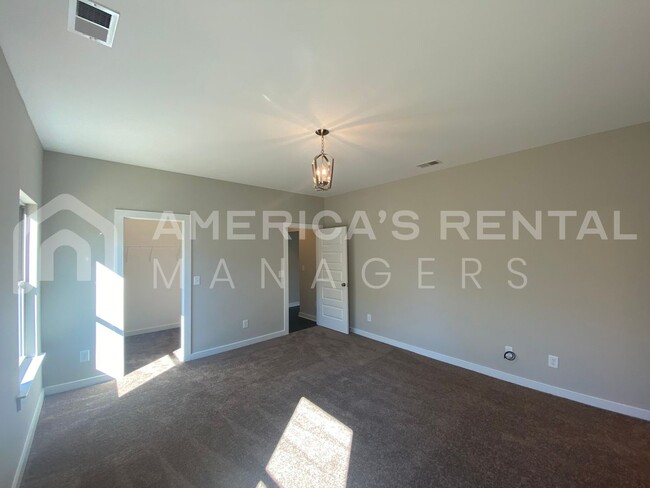 Building Photo - Home for Rent in Lincoln, AL.....Available...