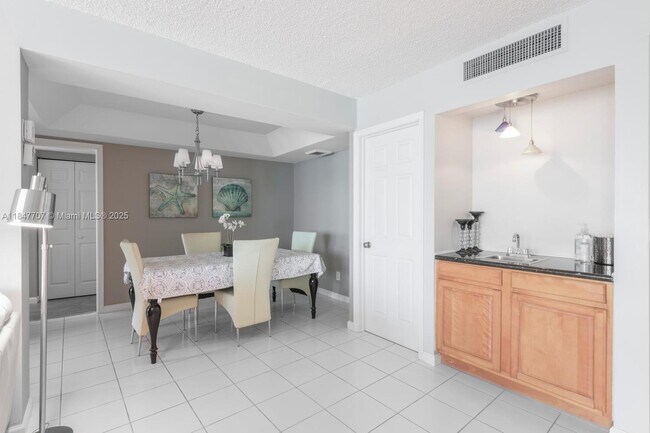 Building Photo - 3590 S Ocean Blvd
