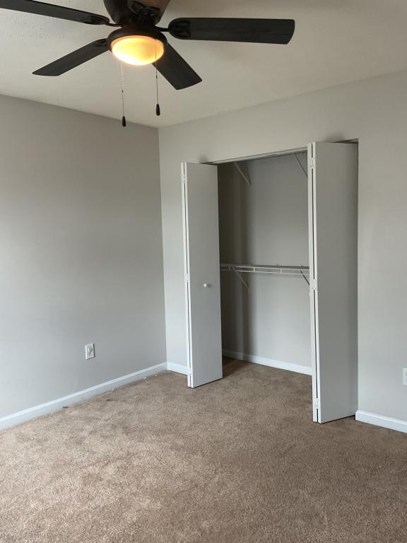 Building Photo - 347 Thistle Ln