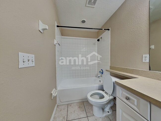 Building Photo - 5817 Mohr Loop