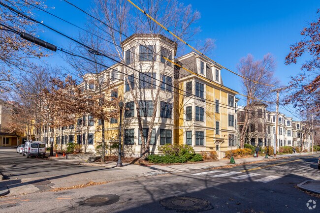 Building Photo - Pleasant Street Condominiums