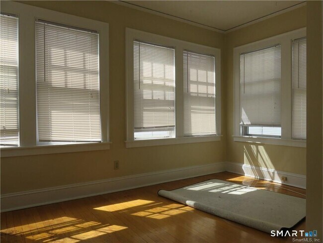 Building Photo - 139 Ardmore Rd