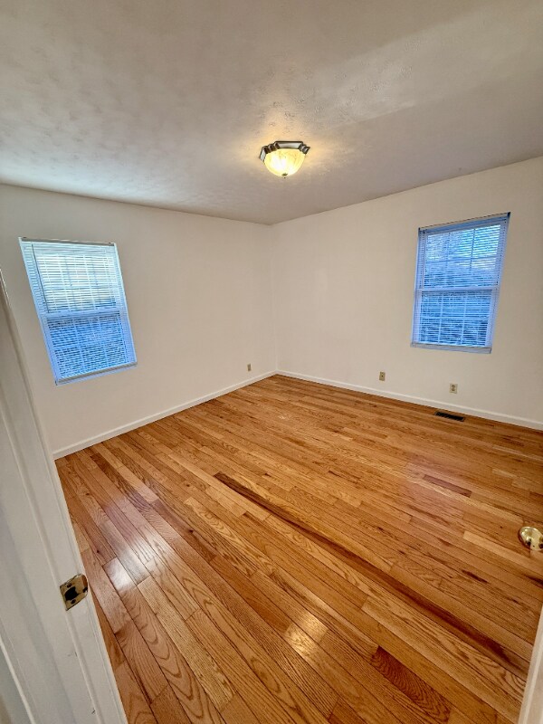 Building Photo - 38 Long Meadows Dr